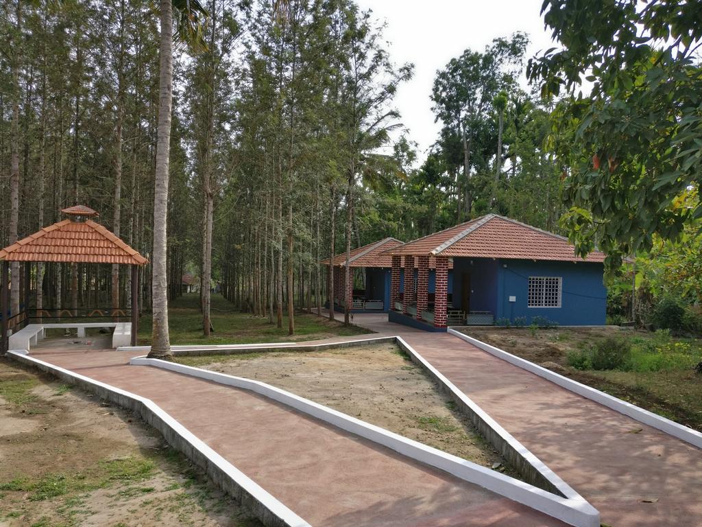 The Shades Holiday Homes Kushālnagar 外观 照片