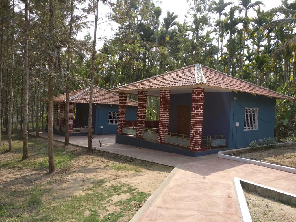 The Shades Holiday Homes Kushālnagar 外观 照片